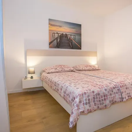 Ivan 2 Apartment Funtana